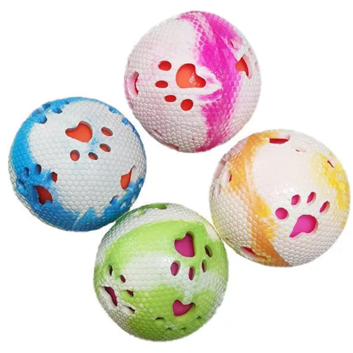 PELOTA RECUBIERTA CON SONAJERO